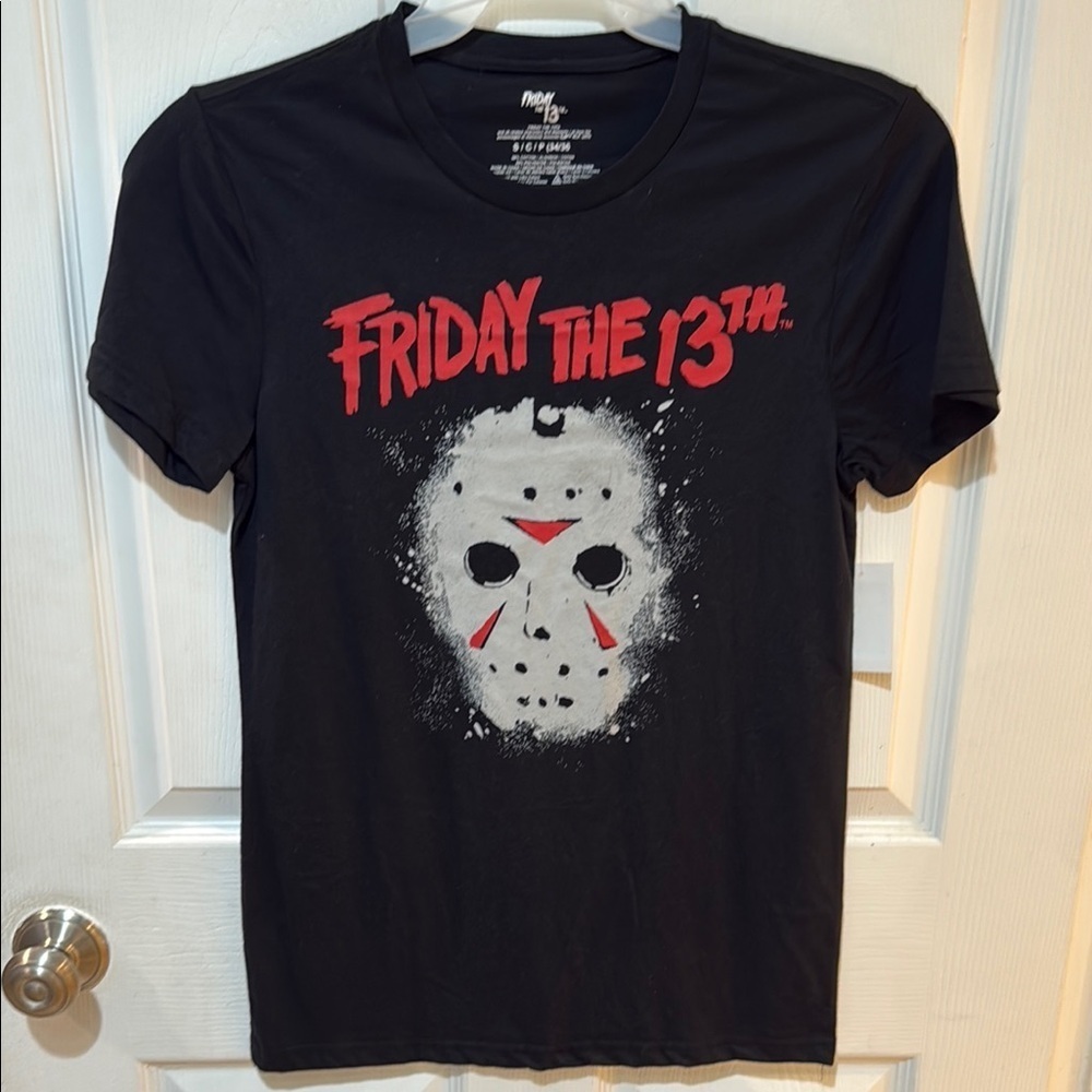 Friday the 13th Black Graphic T-Shirt NWT! Halloween Fall Autumn